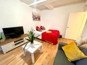 2 Bed flat near to London Bridge